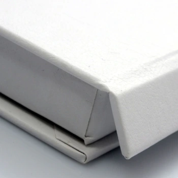 Białe Pudełko z magnesem na zdjęcia 15x23 (do 50 zdjęć)