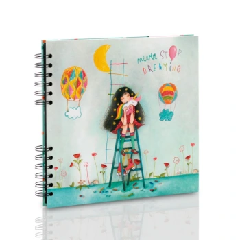 Album Panodia Julian Mila Never stop dreaming (tradycyjny 40 czarnych stron)