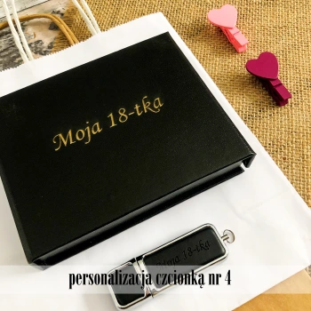 Zestaw czarny pendrive w pudełku
