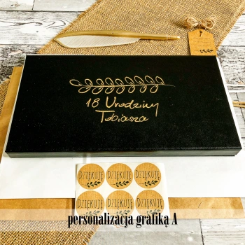 Czarne pudełko na zdjęcia 15x23 i pendrive (do 100 zdjęć)