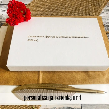 Białe pudełko na zdjęcia z magnesem 15x23 (do 100 zdjęć)