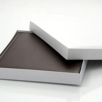 Album Luxy Ciemny XL Box (tradycyjny 40 kremowych stron)
