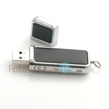 Czarny pendrive ze skóry 16GB 3.0