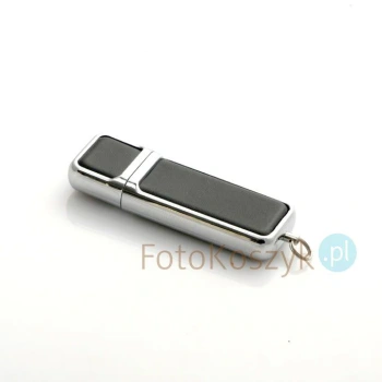 Zestaw czarny pendrive w pudełku