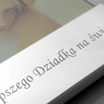 Ramka grawerowana Dla najlepszego Dziadka na świecie (na zdjęcie 10x15 cm)