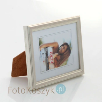 Ramka drewniana srebrna (na zdjęcie 10x15cm)
