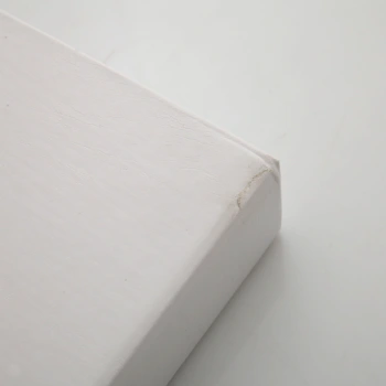 OUTLET - Białe pudełko na zdjęcia z magnesem 15x23 (do 100 zdjęć)