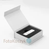 Białe laminowane pudełko na duży pendrive (ze skóry lub materiału)