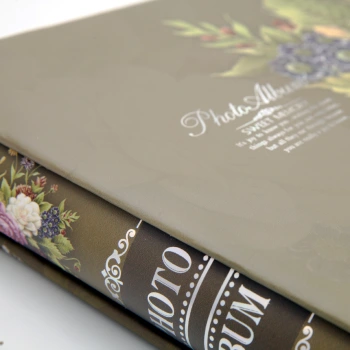 Album wsuwany na 500 zdjęć 10x15 w pudełku Gedeon Flower Piwonie