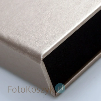 Pudełko na odbitki 15x23 Er Hand srebrne + miejsce na CD/DVD