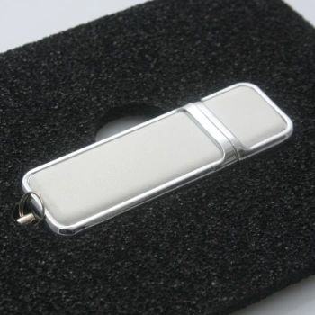 Uniwersalne Pudełko na Pendrive welur szary (magnes)