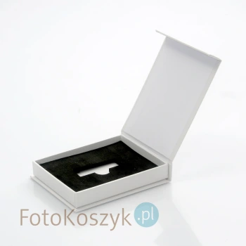 Białe, pudełko na pendrive Nasz Ślub (magnes)