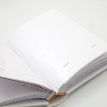 Album komunijny wsuwany na 100 zdjęć 13x18 personalizowany 5 wzorów