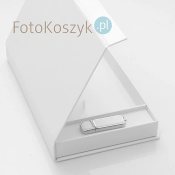 Zestaw biały pendrive + pudełko do 100 zdjęć i pen