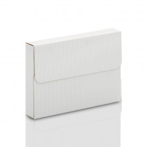 Białe pudełko ryflowane na zdjęcia 15x21